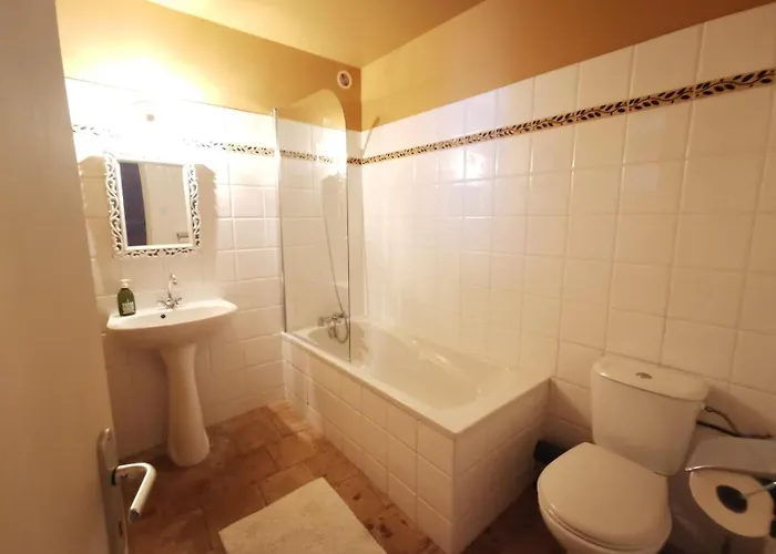Apartment Maison Figue, Maison De Village Aspiran, L'herault *